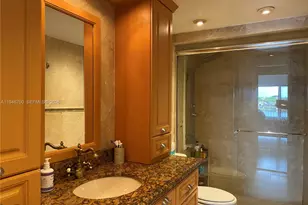 9375 Fontainebleau Blvd, Miami, FL 33172 - Photo 19