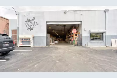 7957 NW 54th St, Doral, FL 33166 - Photo 7