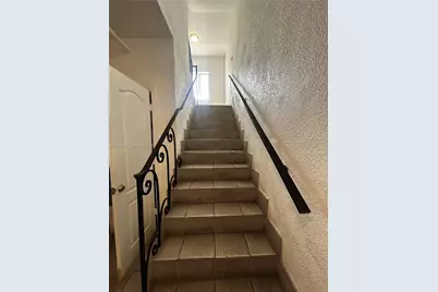 820 Euclid Ave #206, Miami Beach, FL 33139 - Photo 1