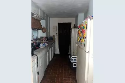 1129 NW 105th St, Miami, FL 33150 - Photo 3