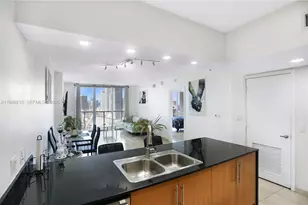 1750 N Bayshore Dr, Miami, FL 33132 - Photo 3