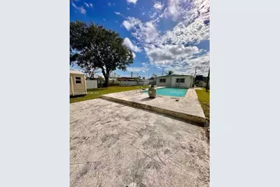 7215 SW 23rd St, Miami, FL 33155 - Photo 5