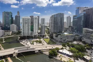 92 SW 3rd St, Miami, FL 33130 - Photo 43