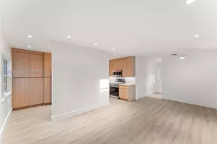 1880 NE 180th St, North Miami Beach, FL 33162 - Photo 17