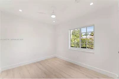 1880 NE 180th St, North Miami Beach, FL 33162 - Photo 53