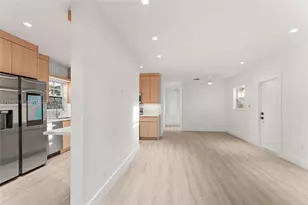 1880 NE 180th St, North Miami Beach, FL 33162 - Photo 15