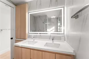 1880 NE 180th St, North Miami Beach, FL 33162 - Photo 61