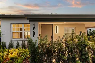 1880 NE 180th St, North Miami Beach, FL 33162 - Photo 87