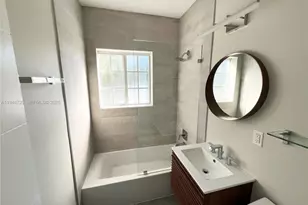 1129 NE 111th St, Biscayne Park, FL 33161 - Photo 23