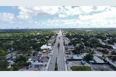 1400 NW 119th St, Miami, FL 33167 - Photo 11