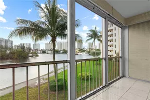 3030 Marcos Dr, Aventura, FL 33160 - Photo 25