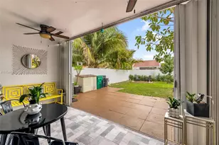 10305 SW 154th Cir Ct, Miami, FL 33196 - Photo 17