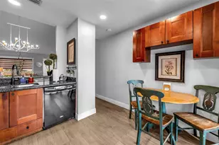 10305 SW 154th Cir Ct, Miami, FL 33196 - Photo 9