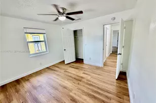 2036 NW 28th St, Oakland Park, FL 33311 - Photo 15