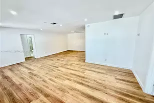 2036 NW 28th St, Oakland Park, FL 33311 - Photo 3