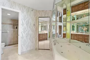 3500 Mystic Pointe Dr, Aventura, FL 33180 - Photo 45