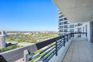 3500 Mystic Pointe Dr, Aventura, FL 33180 - Photo 17