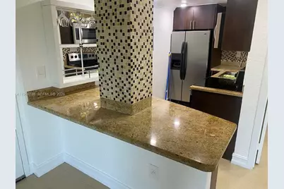 6950 Miami Gardens Dr #2-402A, Hialeah, FL 33015 - Photo 3