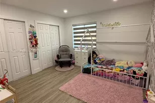 1040 NW 127th Pl, Miami, FL 33182 - Photo 13