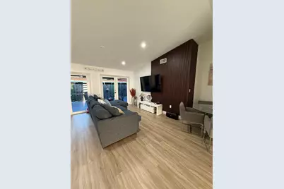 1040 NW 127th Pl #1040, Miami, FL 33182 - Photo 5