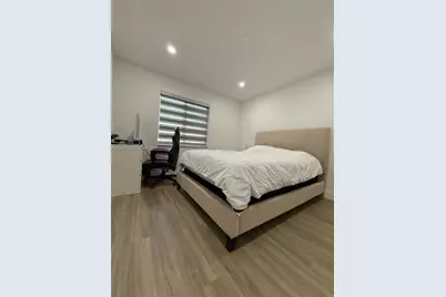 1040 NW 127th Pl #1040, Miami, FL 33182 - Photo 11