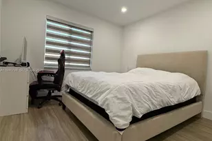 1040 NW 127th Pl, Miami, FL 33182 - Photo 11