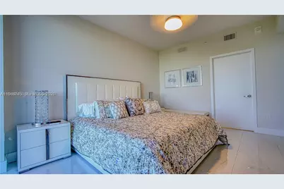 16385 Biscayne Blvd #1415, North Miami Beach, FL 33160 - Photo 9