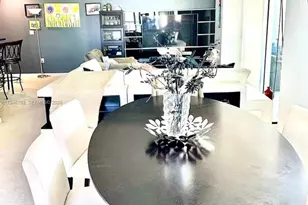 253 NE 2nd St, Miami, FL 33132 - Photo 5