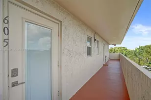 8900 Washington Blvd, Pembroke Pines, FL 33025 - Photo 23