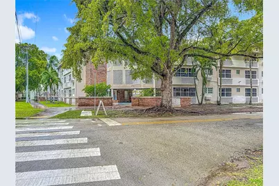 6580 Santona St #A16, Coral Gables, FL 33146 - Photo 33