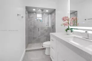 7961 SW 198th St, Cutler Bay, FL 33189 - Photo 9