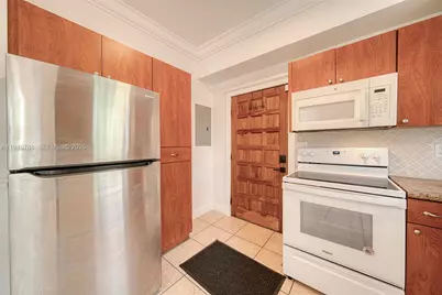 2205 SW 13th St #B, Miami, FL 33145 - Photo 3