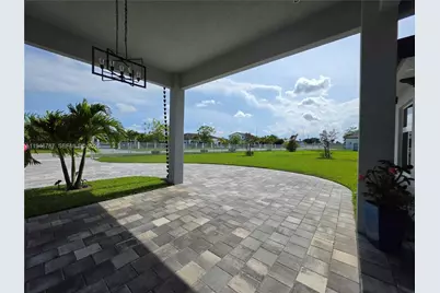 17575 SW 280th St, Homestead, FL 33031 - Photo 3
