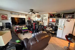 6090 W 5th Ln, Hialeah, FL 33012 - Photo 27