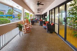 2941 N Nob Hill Rd, Sunrise, FL 33322 - Photo 39