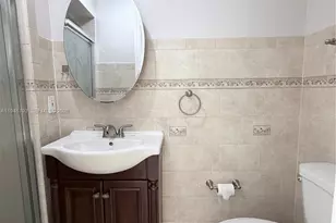 527 W 68th St, Hialeah, FL 33014 - Photo 37