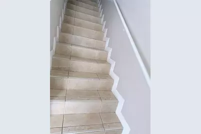 527 W 68th St #1, Hialeah, FL 33014 - Photo 35