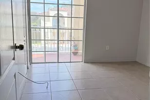 527 W 68th St, Hialeah, FL 33014 - Photo 17