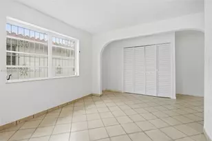 836 W 37th St, Hialeah, FL 33012 - Photo 13