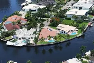 349 345 343 Centre Island, Golden Beach, FL 33160 - Photo 3