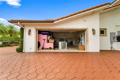 185 SW 130th Ave, Miami, FL 33184 - Photo 61