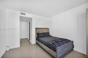 250 174th St, Sunny Isles Beach, FL 33160 - Photo 17