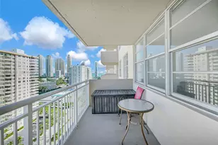 250 174th St, Sunny Isles Beach, FL 33160 - Photo 33
