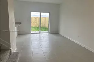 2713 SE 26th Rd, Homestead, FL 33035 - Photo 9