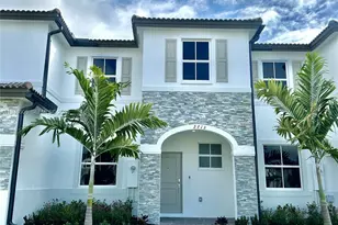 2713 SE 26th Rd, Homestead, FL 33035 - Photo 1