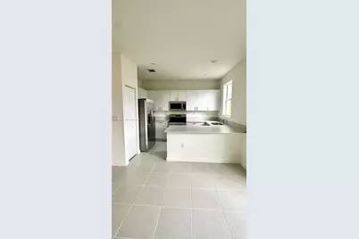 2713 SE 26 Rd #., Homestead, FL 33035 - Photo 5