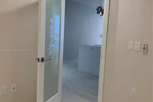 851 NE 1st Ave, Miami, FL 33132 - Photo 33