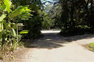 3835 Utopia Ct, Miami, FL 33133 - Photo 35