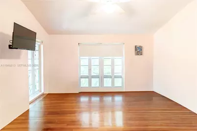 3835 Utopia Ct, Miami, FL 33133 - Photo 19