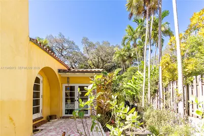 3835 Utopia Ct, Miami, FL 33133 - Photo 27